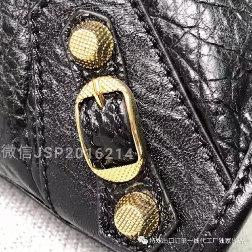 你的買包生涯還缺一只巴黎世家機車包