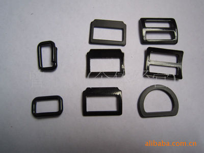 供應環保電鍍鐵線D扣 手袋箱包扣與服飾腰帶五金扣的專業選擇