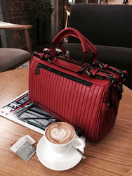 2015新款女士雙肩包 撞色旅游背包，電腦包非皮布可時(shí)尚女包全解析